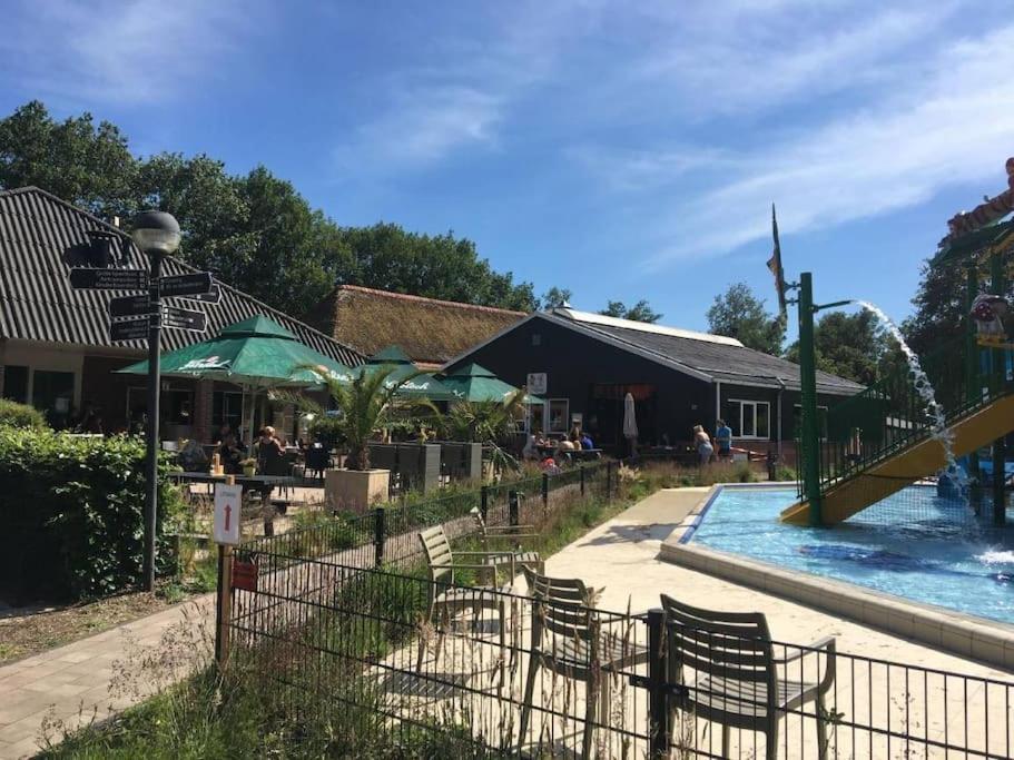 Camping De Pallegarste Chalet 119 Marienberg Luaran gambar